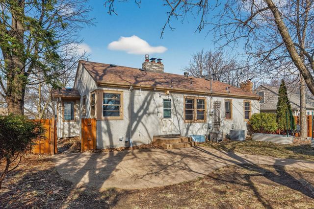 3524 Abbott Avenue N, Robbinsdale, MN 55422