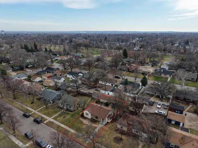 3524 Abbott Avenue N, Robbinsdale, MN 55422
