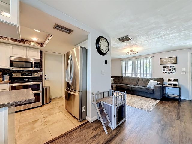 3802 GRAYTON DRIVE, New Port Richey, FL 34652
