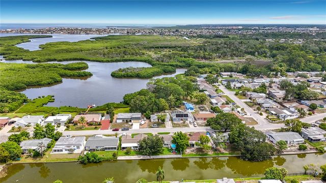 3802 GRAYTON DRIVE, New Port Richey, FL 34652