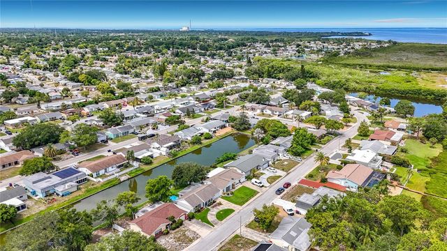 3802 GRAYTON DRIVE, New Port Richey, FL 34652