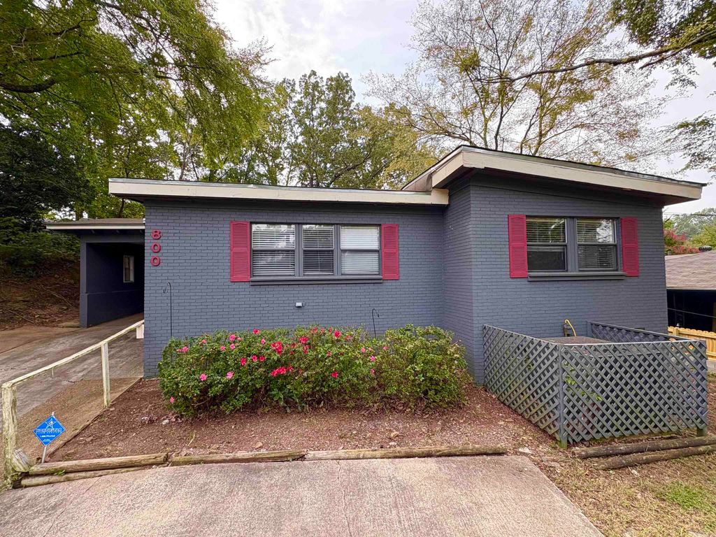 800 W D Street, North Little Rock, AR 72118