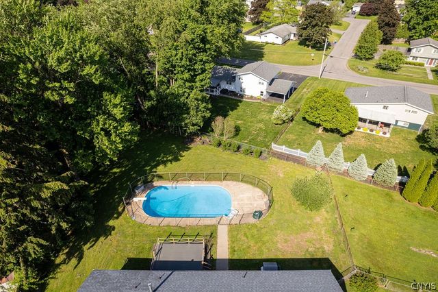 3 Trelign Drive, Cicero, NY 13212