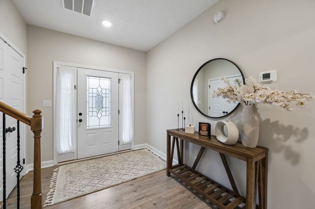 1033 Brightwood Ct, Clarksville, TN 37043