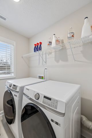 1033 Brightwood Ct, Clarksville, TN 37043