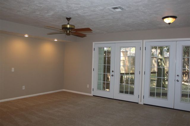 3126 E E Lake Crescent Drive, Houston, TX 77339