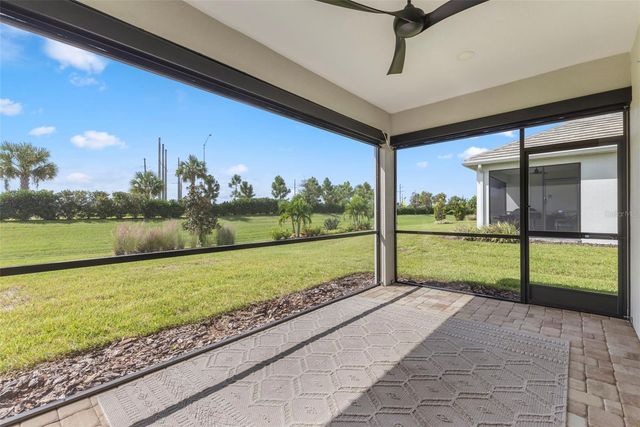 8121 STERNWAY ROAD, Sarasota, FL 34240