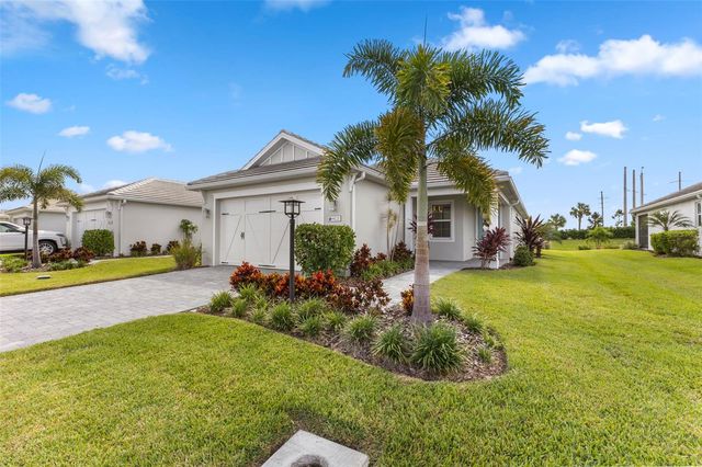 8121 STERNWAY ROAD, Sarasota, FL 34240