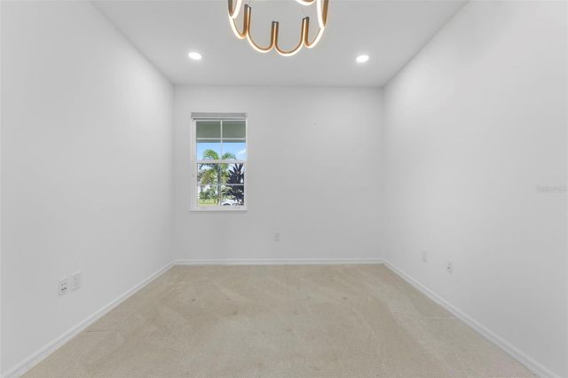 8121 STERNWAY ROAD, Sarasota, FL 34240