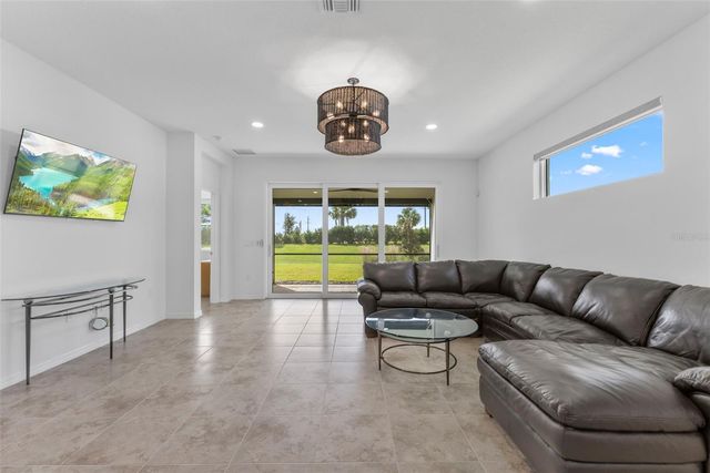 8121 STERNWAY ROAD, Sarasota, FL 34240