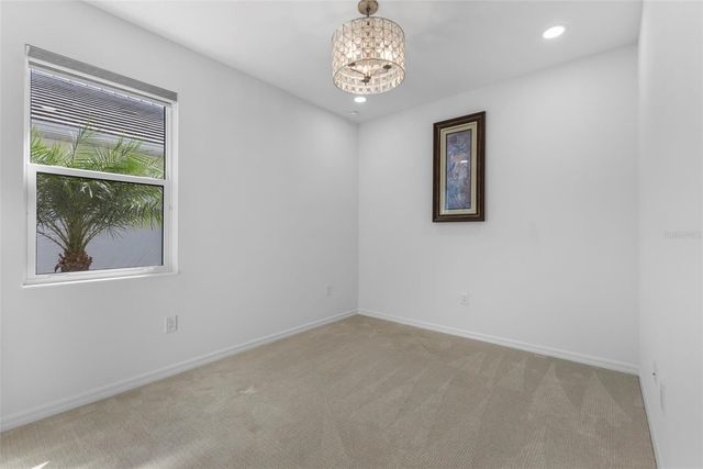 8121 STERNWAY ROAD, Sarasota, FL 34240