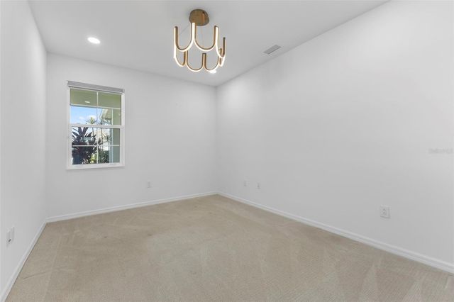 8121 STERNWAY ROAD, Sarasota, FL 34240