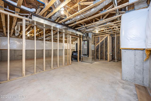 107 Springhill Dr, Bardstown, KY 40004