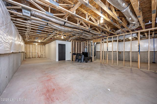 107 Springhill Dr, Bardstown, KY 40004
