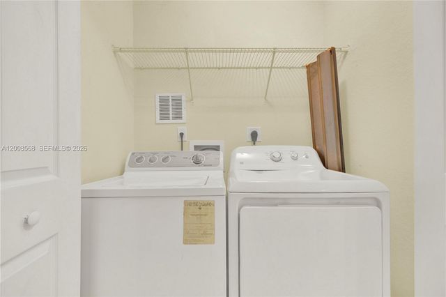 11501 NW 89th St 104, Doral, FL 33178