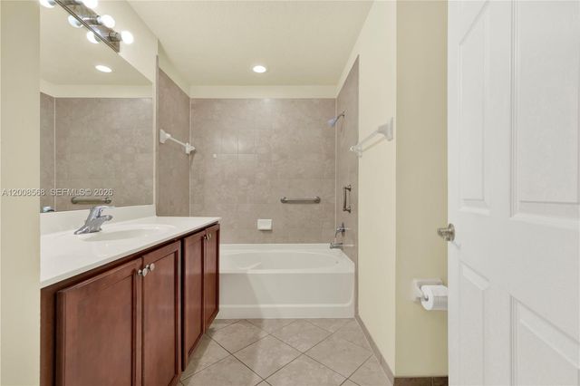 11501 NW 89th St 104, Doral, FL 33178