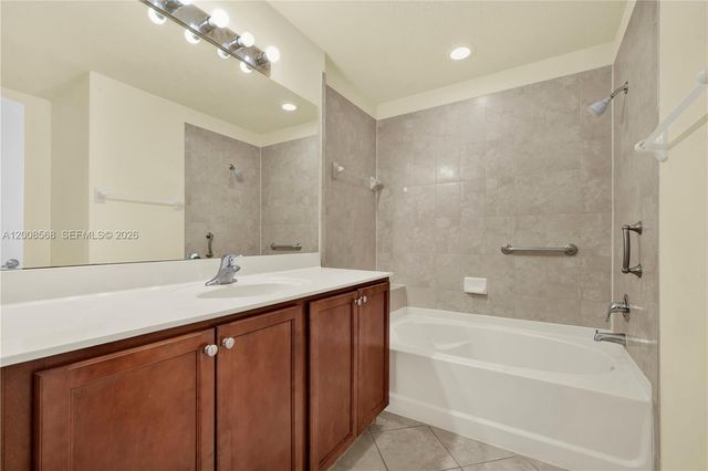 11501 NW 89th St 104, Doral, FL 33178