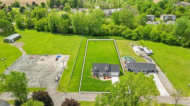 201 Lyman Street, Corunna, MI 48817