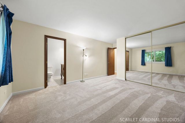 30W261 Leominster Court, Warrenville, IL 60555