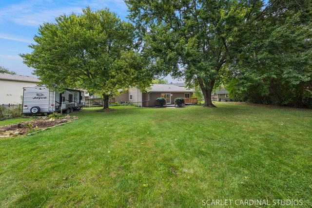 30W261 Leominster Court, Warrenville, IL 60555