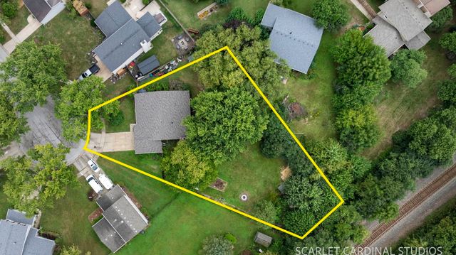 30W261 Leominster Court, Warrenville, IL 60555