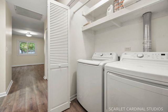 30W261 Leominster Court, Warrenville, IL 60555