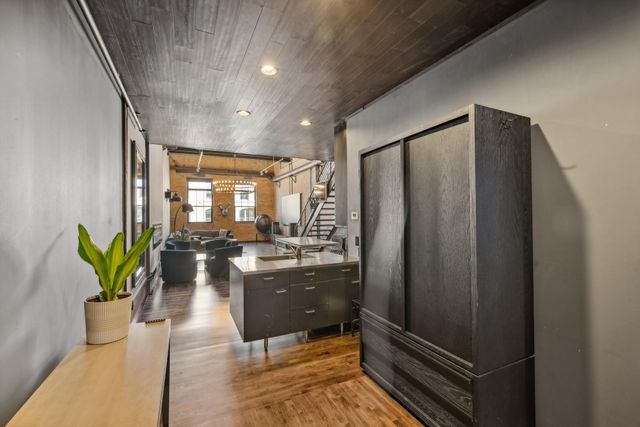 801 Washington Avenue N 320, Minneapolis, MN 55401