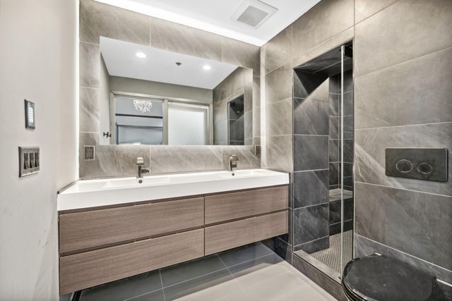 801 Washington Avenue N 320, Minneapolis, MN 55401