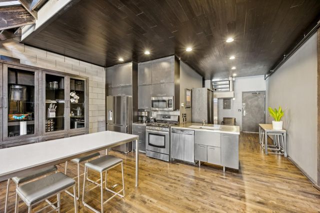 801 Washington Avenue N 320, Minneapolis, MN 55401