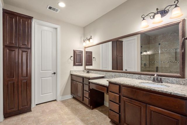 9026 Centennial Drive, Conroe, TX 77384