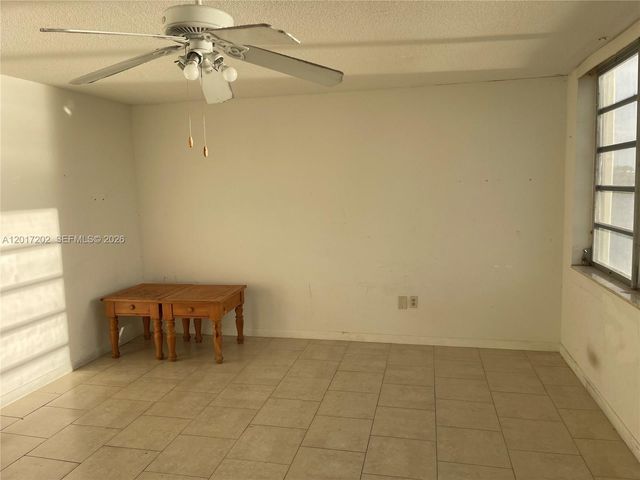 1660 NE 191st St 313-1, Miami, FL 33179