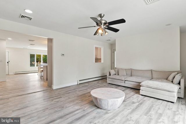 874 EDINBURG RD, Trenton, NJ 08690