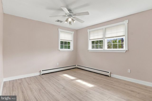 874 EDINBURG RD, Trenton, NJ 08690