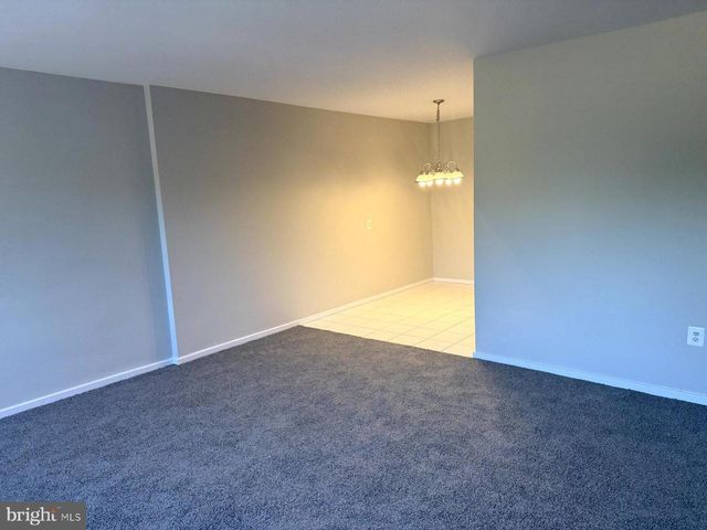 204 BARCLAY TOWERS, Cherry Hill, NJ 08034