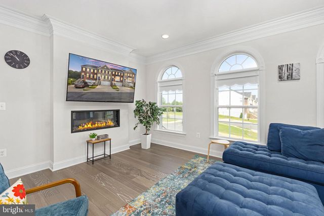 3197 BISCUIT CT, Woodbridge, VA 22193