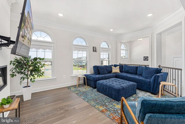 3197 BISCUIT CT, Woodbridge, VA 22193