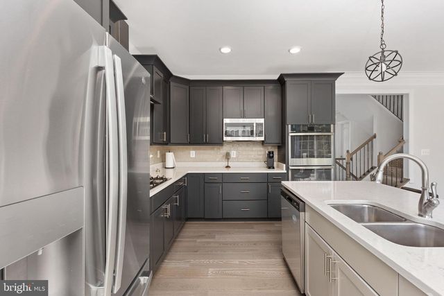3197 BISCUIT CT, Woodbridge, VA 22193