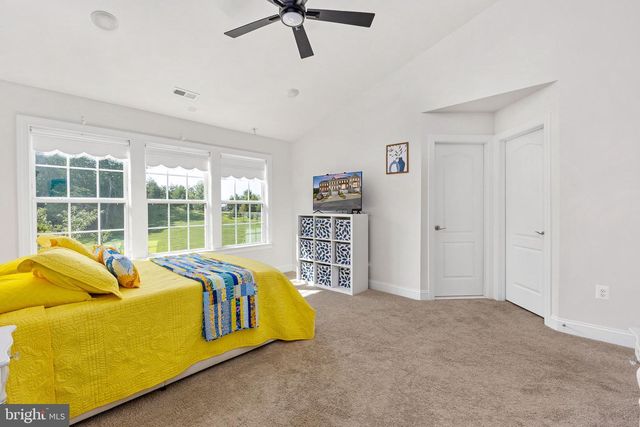 3197 BISCUIT CT, Woodbridge, VA 22193