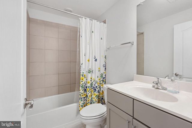 3197 BISCUIT CT, Woodbridge, VA 22193