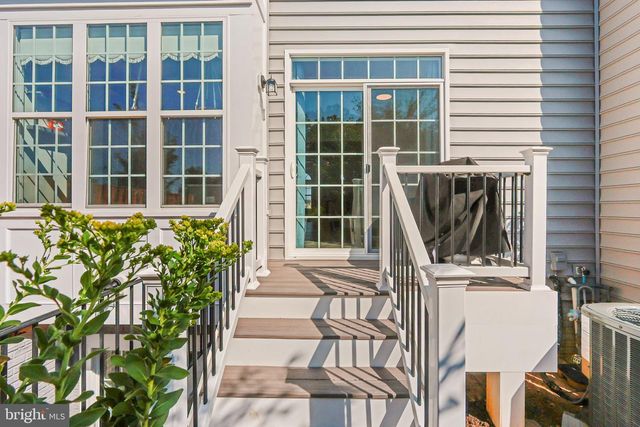 3197 BISCUIT CT, Woodbridge, VA 22193