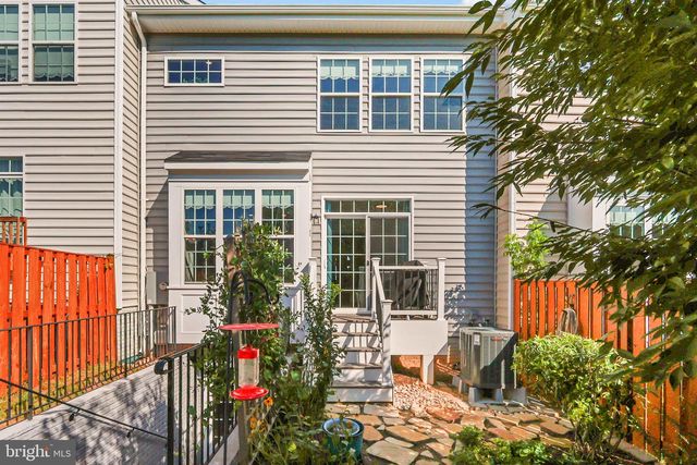 3197 BISCUIT CT, Woodbridge, VA 22193