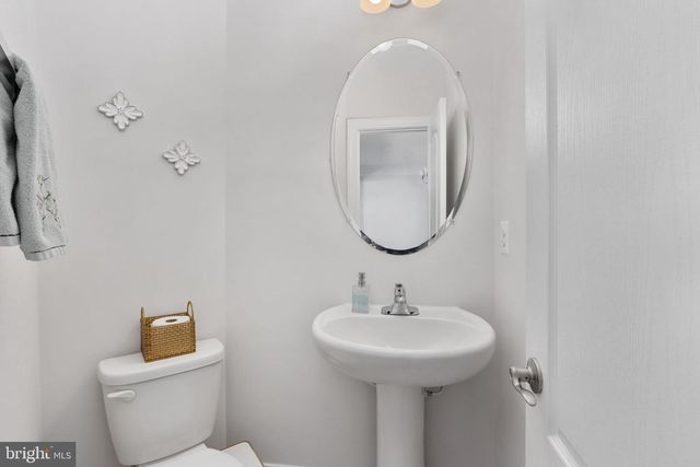 3197 BISCUIT CT, Woodbridge, VA 22193