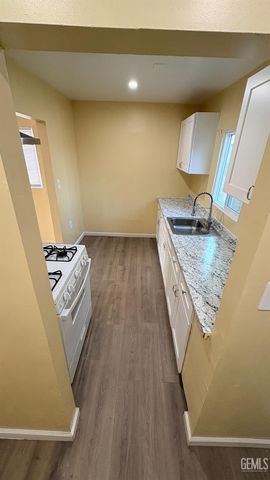 820 O Street, Bakersfield, CA 93304