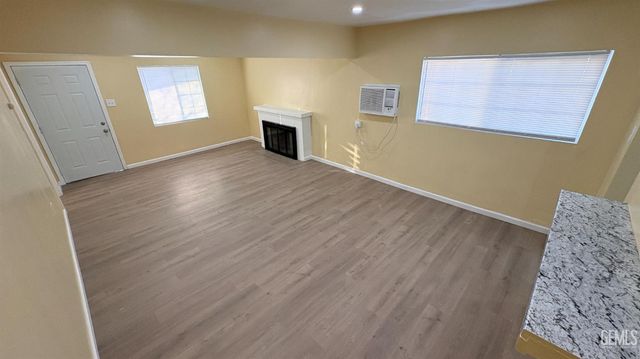 820 O Street, Bakersfield, CA 93304