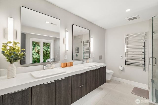 18448 SE 43rd Place, Issaquah, WA 98027