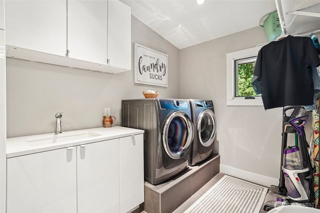 18448 SE 43rd Place, Issaquah, WA 98027