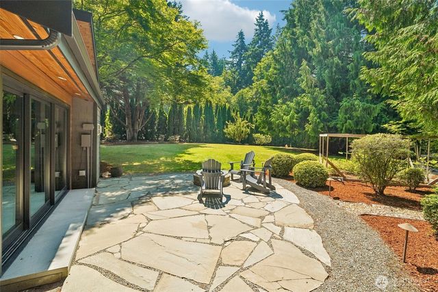 18448 SE 43rd Place, Issaquah, WA 98027