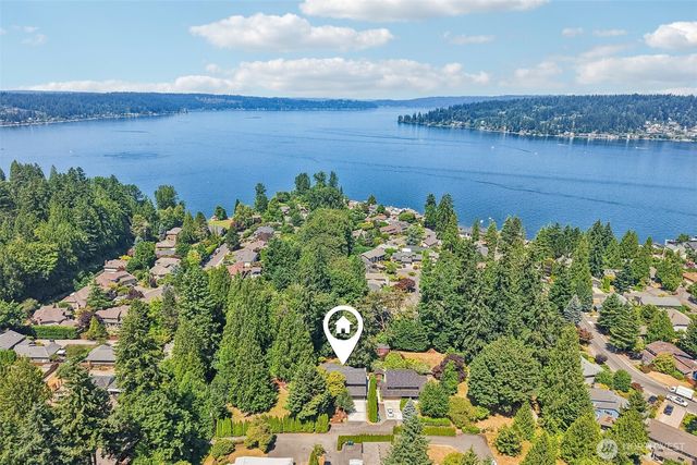18448 SE 43rd Place, Issaquah, WA 98027