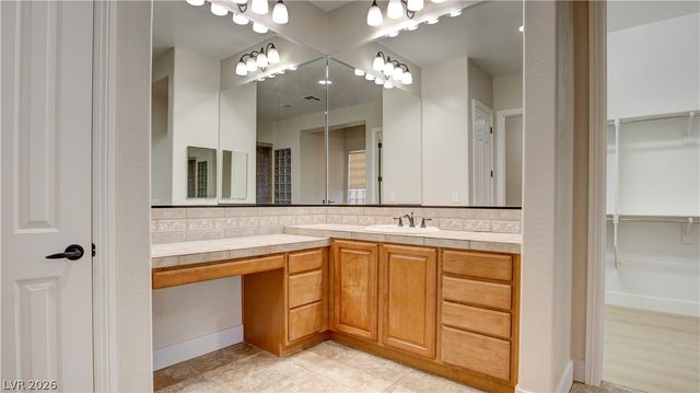 3821 Marsh Sparrow Lane, North Las Vegas, NV 89084