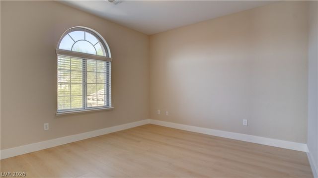 3821 Marsh Sparrow Lane, North Las Vegas, NV 89084